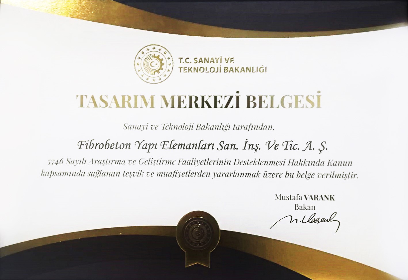 Fibrobeton, Malta, Belgrat, Karadağ, Bağdat, Bahama, New York, Frankfurt, Batum’da yeni projelere başladı. Zaha Hadid’in son tasarımlarından Irak Merkez Bankası tamamı özel tasarım Fibro-Multiform® cephe uygulaması başladı. İstanbul merkezimizde Fibrobeton Tasarım Merkezi tescillenerek faaliyete başladı