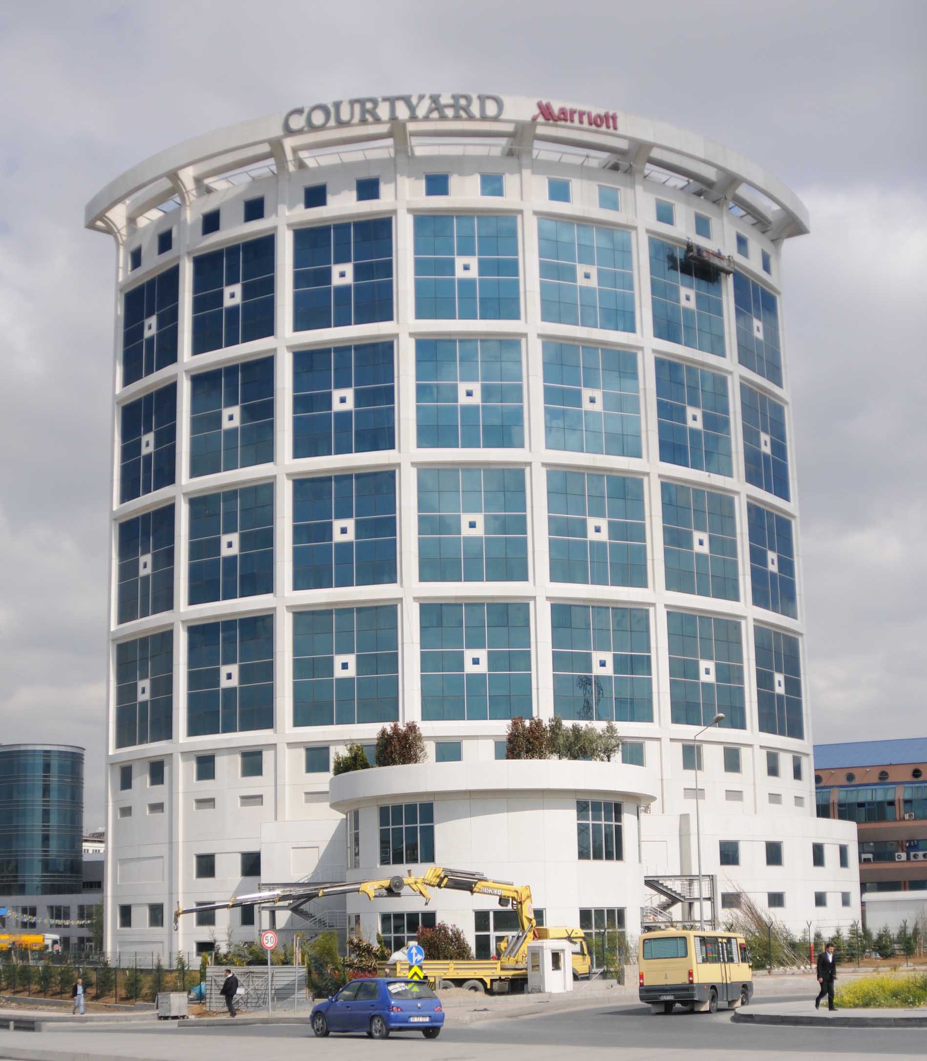 Fibrobeton Courtyard By Marriott