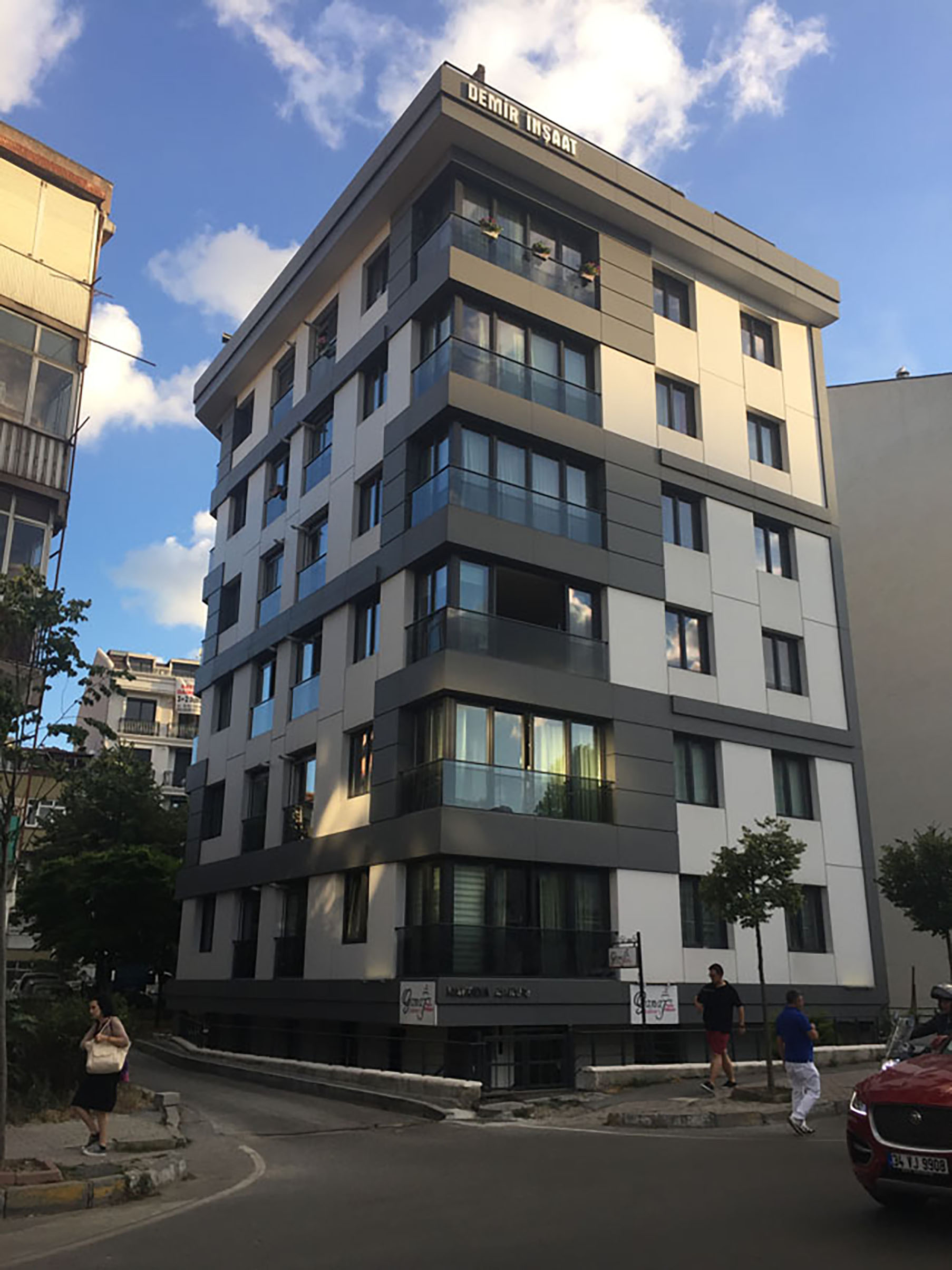Fibrobeton Manolya Apartmanı, Beşiktaş